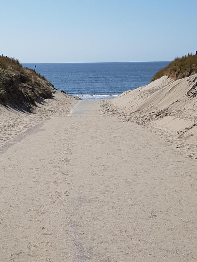 Romantisch Huisje Nabij Het Strand Met Uitzicht Op De Tulpenvelden جوليانادورب المظهر الخارجي الصورة